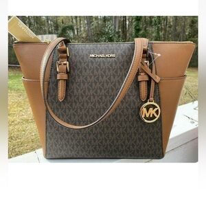 Brand New Michael Kors Large Charlotte Ciara Tote Bag.